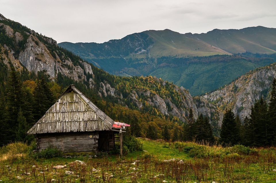 Rezervare Loc Drumetie Stana Scorota - Image 2