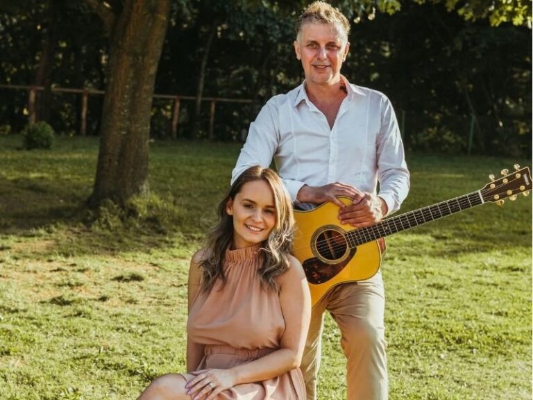 andra-si-mishu-artisti-folk-si-perseide-dalma-mare-cover