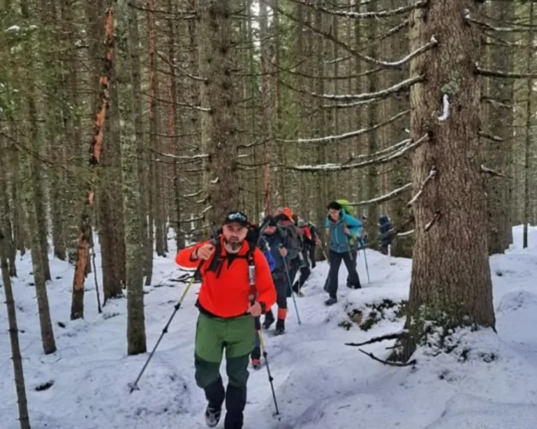 drumetie-vf-papusa-cabana-gentiana-2026 (5)