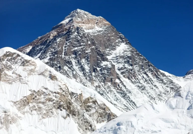 expeditie-muntele-everest-base-camp-ghid-roman (13)