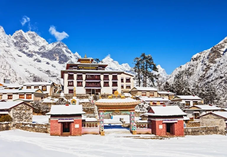 expeditie-muntele-everest-base-camp-ghid-roman (3)