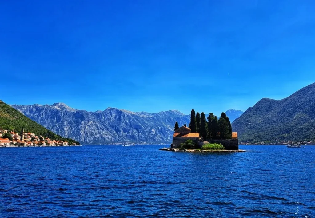 excursie-muntenegru-2026-outtotrek-1 (4)