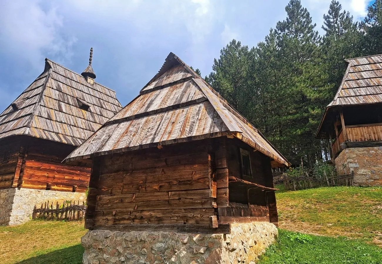 excursie-muntenegru-2026-outtotrek-serbia (3)