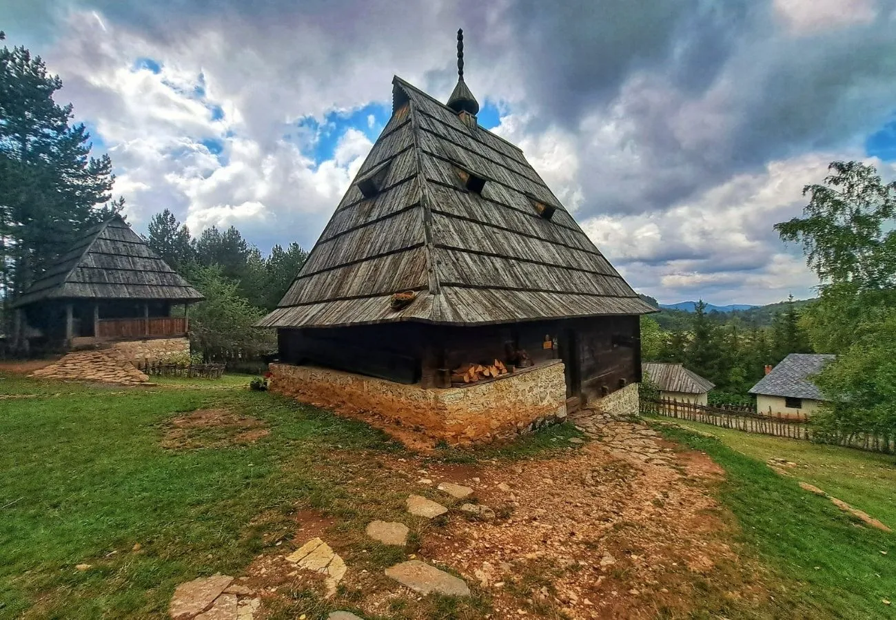 excursie-muntenegru-2026-outtotrek-serbia